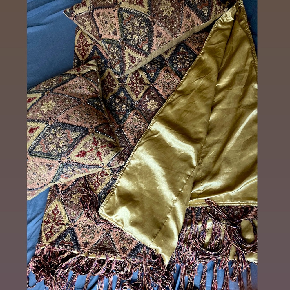 Vintage Pier one Beaded Throw with 2 matching pillows